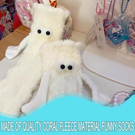 Magnetic Attraction Cartoon Eye Couple Socks