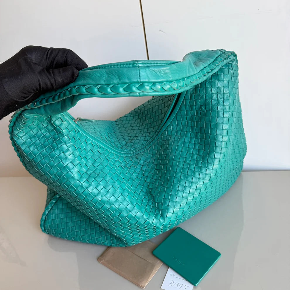 Bottega Veneta Veneta Hobo Maxi Green Intrecciato Leather Bag 51cm