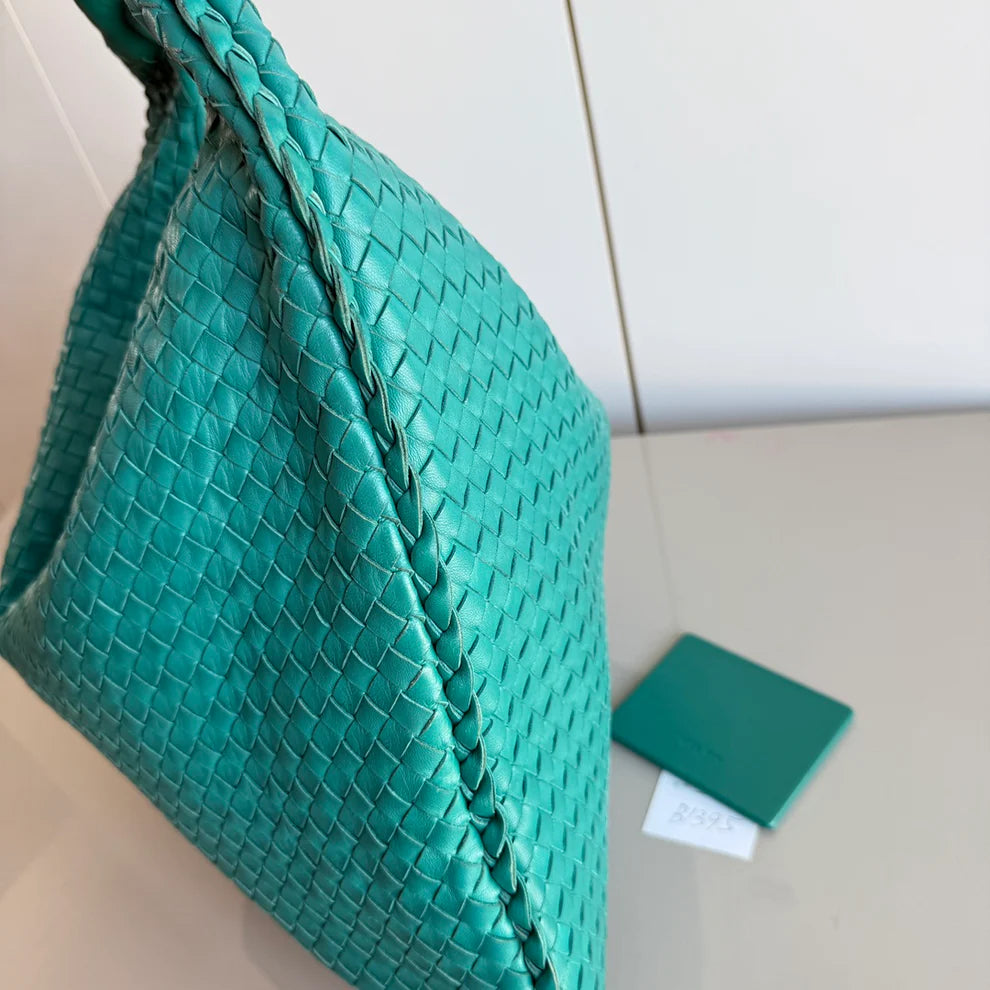 Bottega Veneta Veneta Hobo Maxi Green Intrecciato Leather Bag 51cm