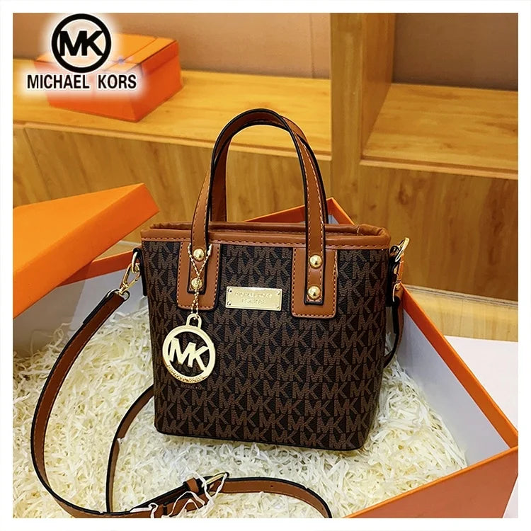 Michael Kors Ladies' one shoulder crossbody bag, fashionable and casual MK classic print, girls' mini bag, travel handbag