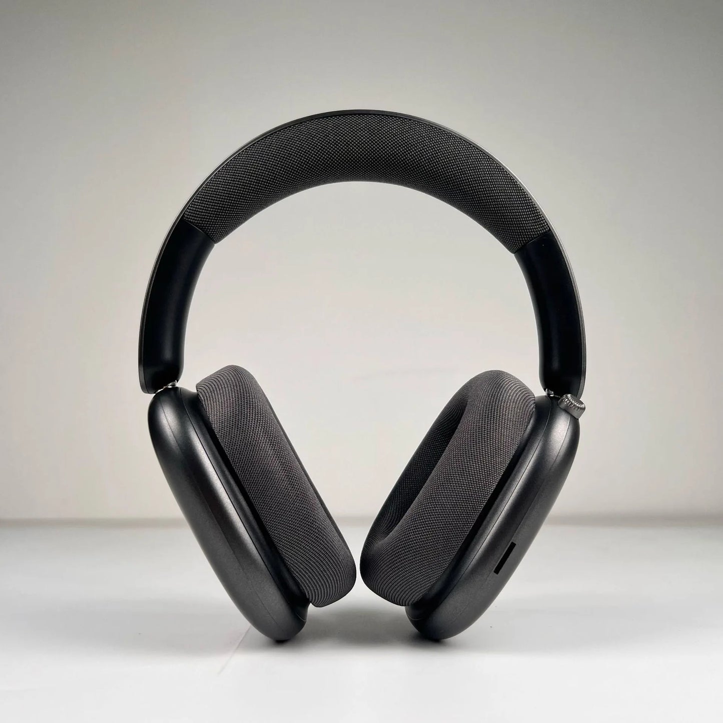Head mounted wireless Bluetooth earphones with ultra long battery life, rotatable active noise cancelling features