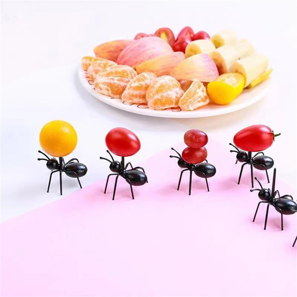 12pcs Ant Toothpicks Food Fruit Picks Decoration Ant Shape Forks Snack Cake Dessert Tableware for Home Decoration Kitchen Party