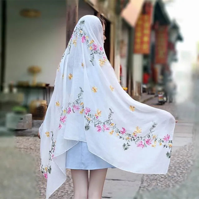 New Arrival Shawl Women Embroider Flower Scarf Pashmina Cashmere Scarf Winter Warm Fine Tassels Scarf Shawl Fashion Shawl Scarve