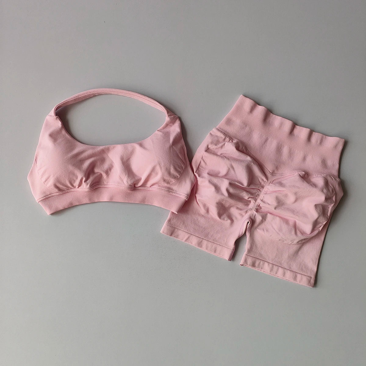 2 Pieces Yoga Suit for Women Seamless Fitness Gym Clothes Halter Sports Bra Matching Shorts Workout Sets Gym Set Outfit