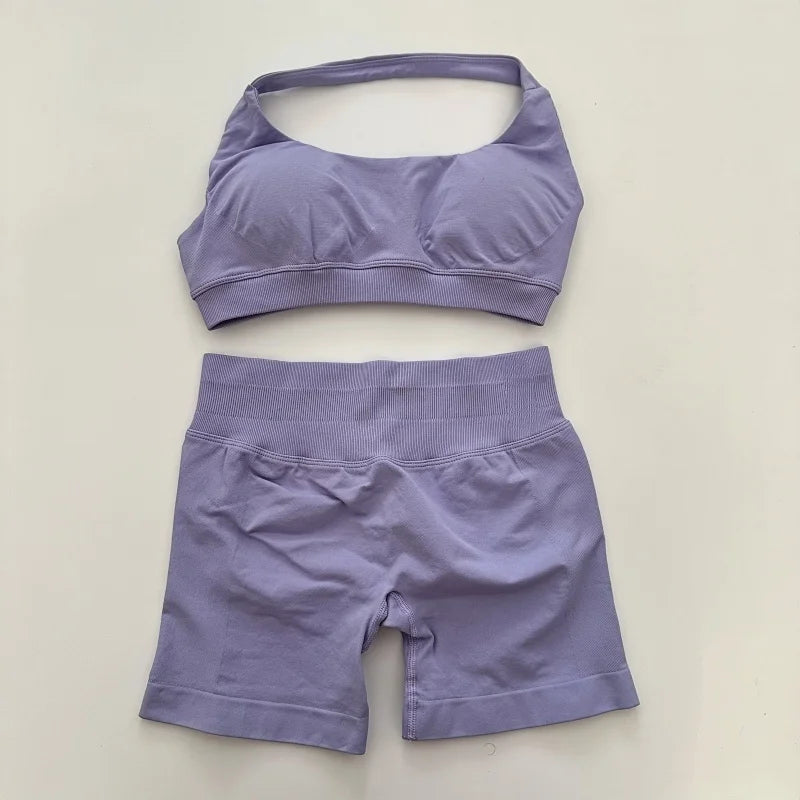 Yoga Shorts Set Seamless Yoga Set Workout Scrunch Shorts Sets Halter Sports Bra Scrunch Shorts Fitness Clothes Gym Suit