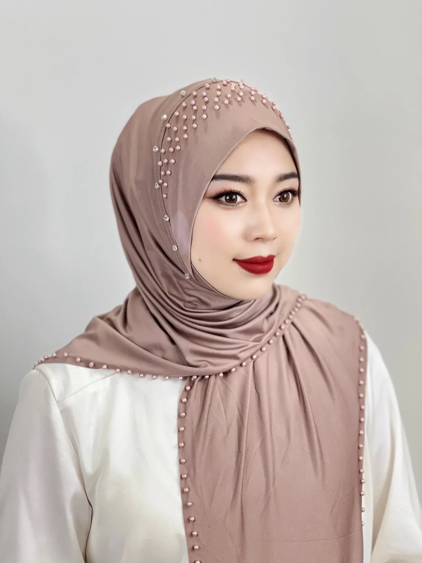 Convenient Instant Hijab Pullover Beaded Scarf Malay Shawl Women's Solid Color Headscarf (One Cap Gift)