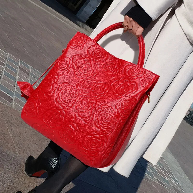 Ladies' fashionable and elegant camellia tote bag with large capacity and multiple compartments, vintage shoulder bag