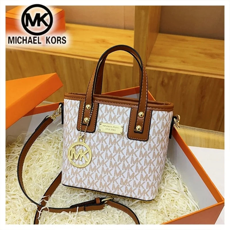 Michael Kors Ladies' one shoulder crossbody bag, fashionable and casual MK classic print, girls' mini bag, travel handbag