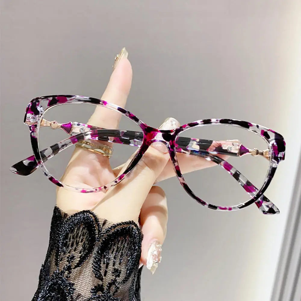 KLASSNUM Women Luxury Reading Glasses 2025 Trendy Cat Eye Frame Anti Blue Ray Eyepiece Magnifing Transparent Plus Lens +1.0-4.0