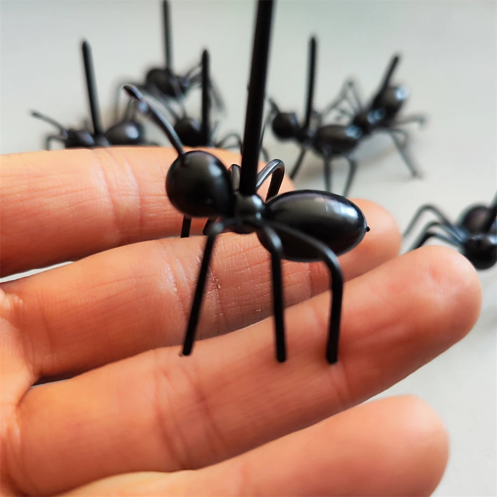12pcs Ant Toothpicks Food Fruit Picks Decoration Ant Shape Forks Snack Cake Dessert Tableware for Home Decoration Kitchen Party