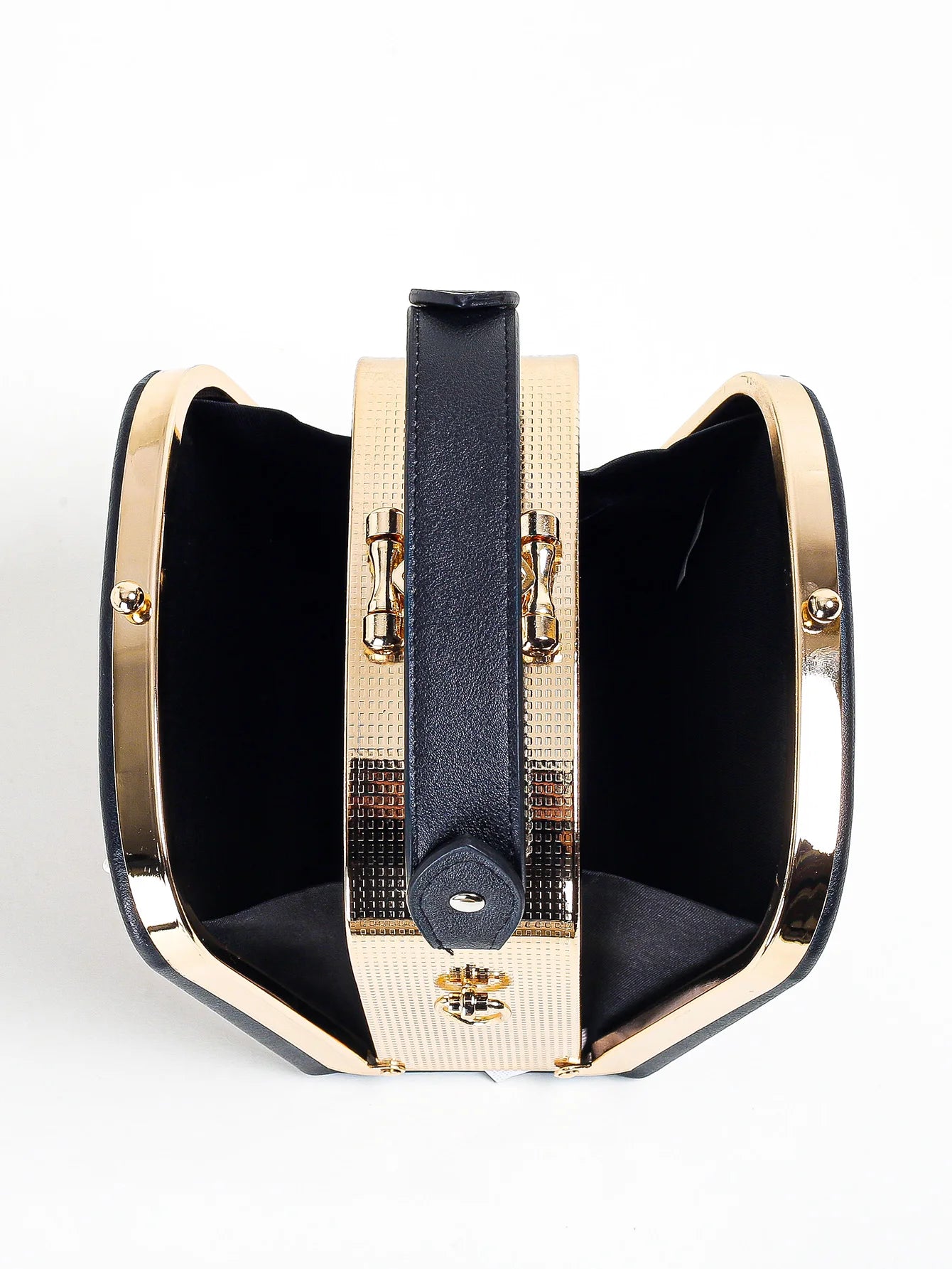 Women Trendy  Floral Decor Solid PU leather Clutch Bag，Faux Pearls Big Metal Frame Dinner Chain Boxy Bag