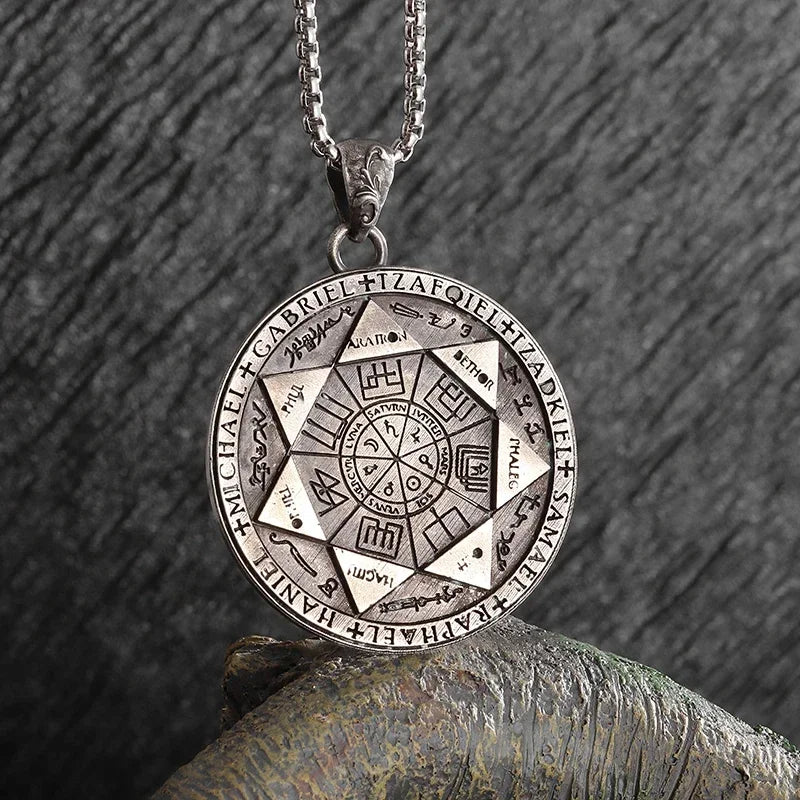 Vintage Gothic Skull Jesus Cross Pendant Necklace Catholic Jewelry for Men Punk Religious Amulet Necklace
