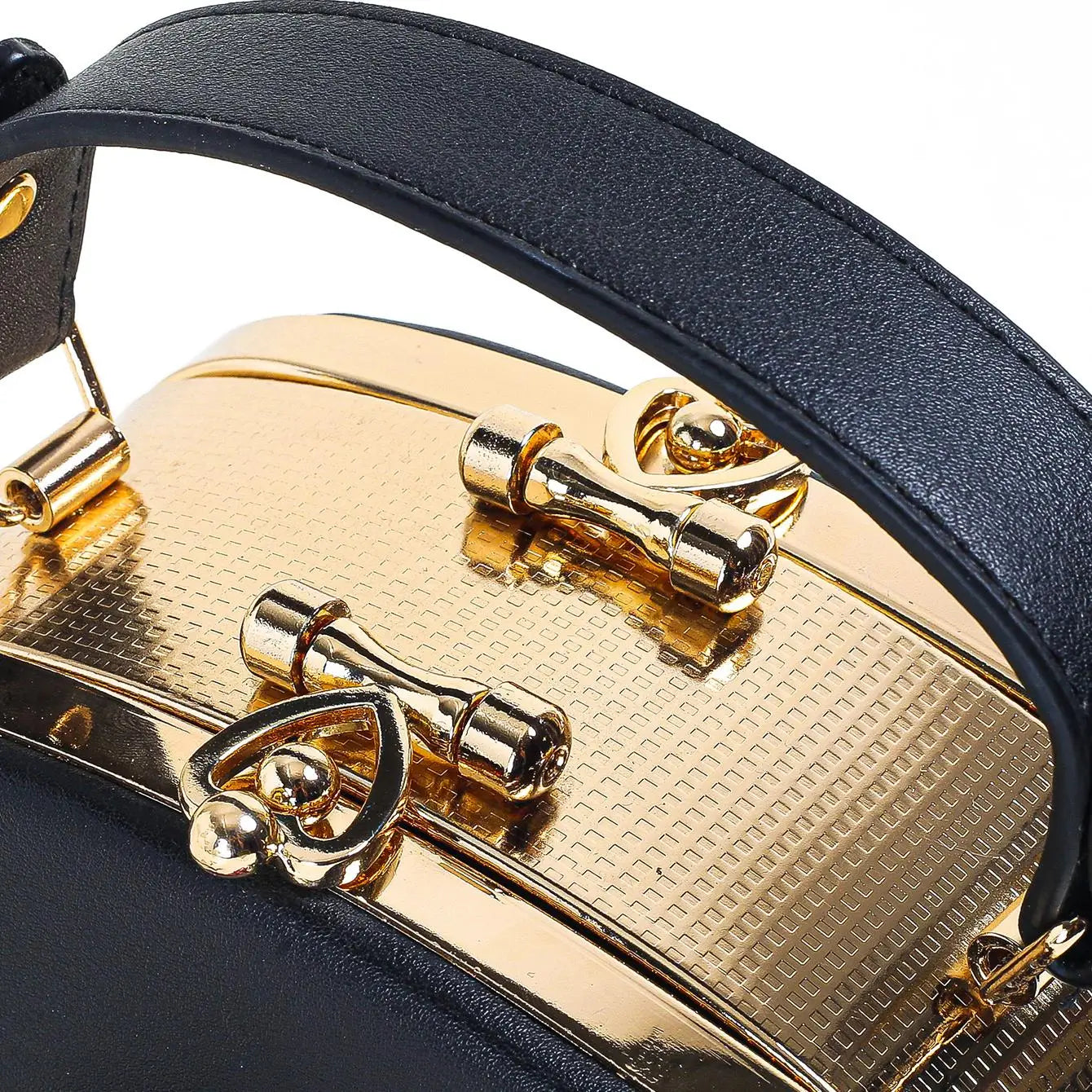 Women Trendy  Floral Decor Solid PU leather Clutch Bag，Faux Pearls Big Metal Frame Dinner Chain Boxy Bag
