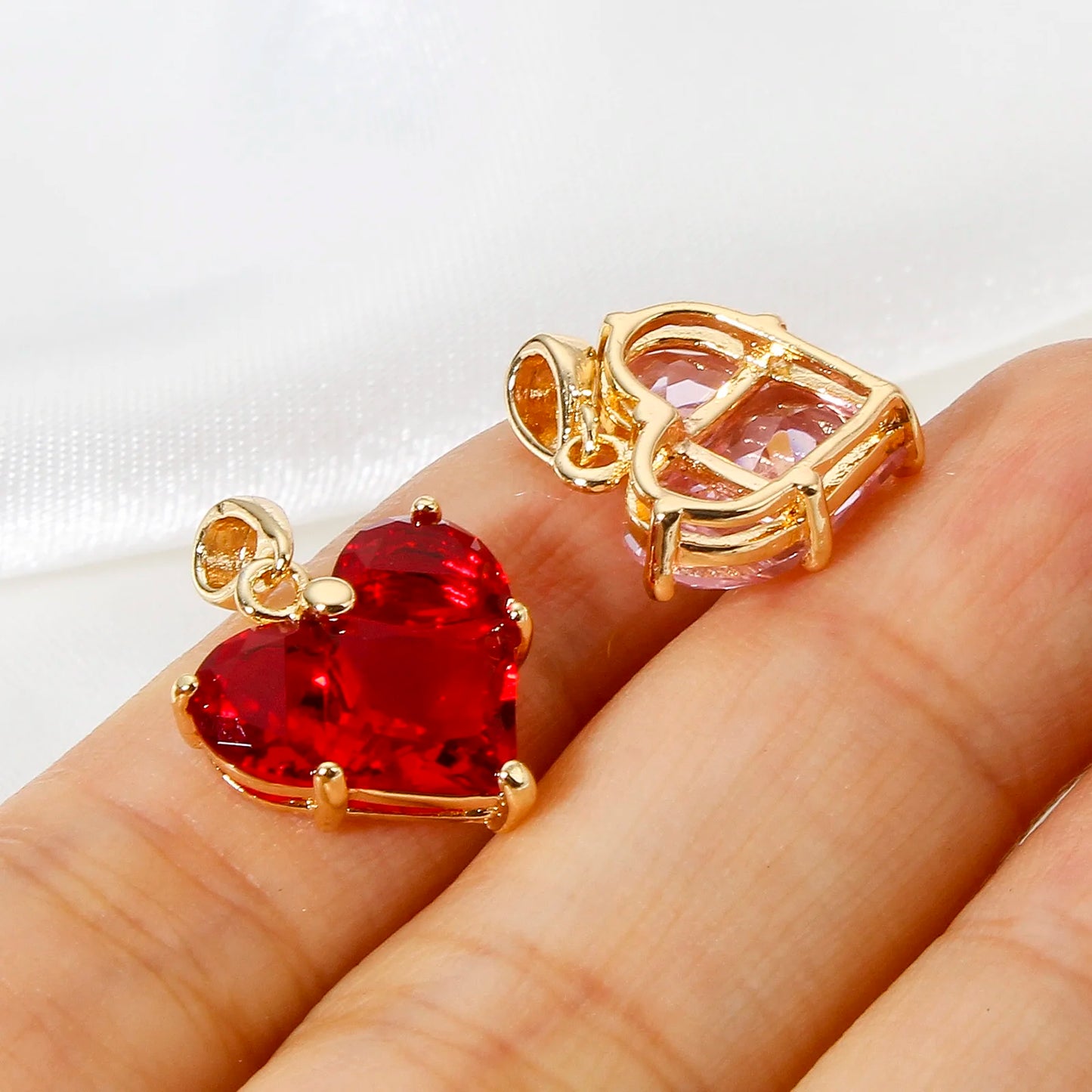 1 Piece Sweet Copper Valentine's Day Charms Gold Color Heart Cubic Zirconia Pendants For DIY Necklace Jewelry Making 20mm x 14mm
