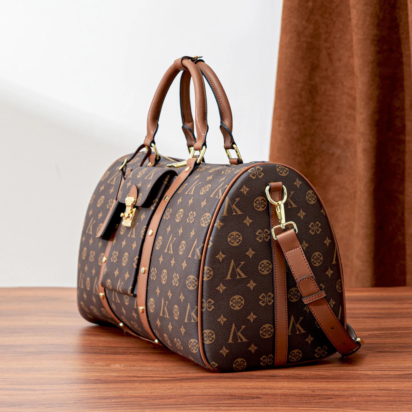 2026 New Fashionable Large Capacity Leisure Travel Bag, Retro Printed Handheld Shoulder Bag, Women's Vacation Bag