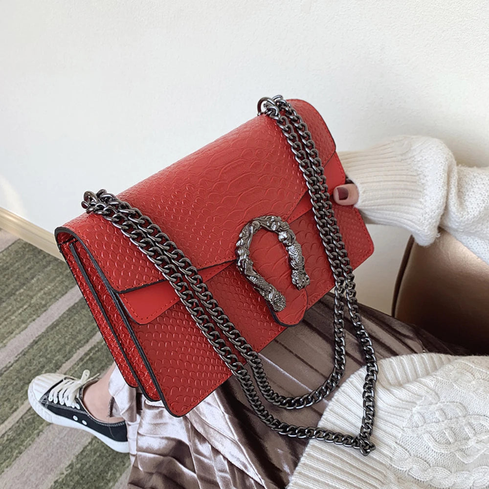 The 2025 new retro crocodile-patterned chain Dionysus bag is a high-end single-shoulder crossbody women's bag