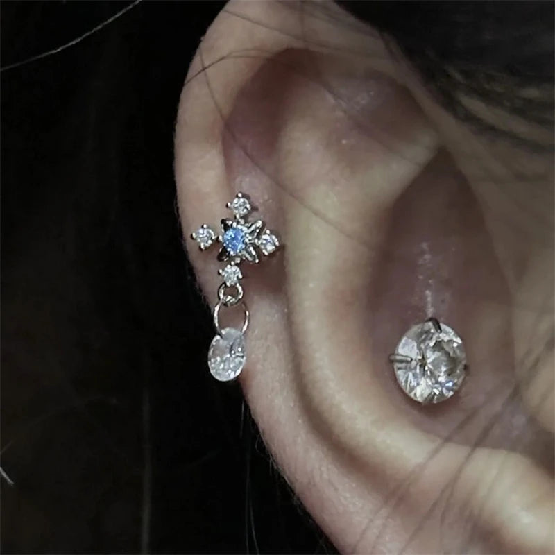 1pcs Quality Shiny Cross Zircon 316L Stainless Steel Ear Bone Nail Y2K Style Silver Color Earring for Women Cochlear Accessories