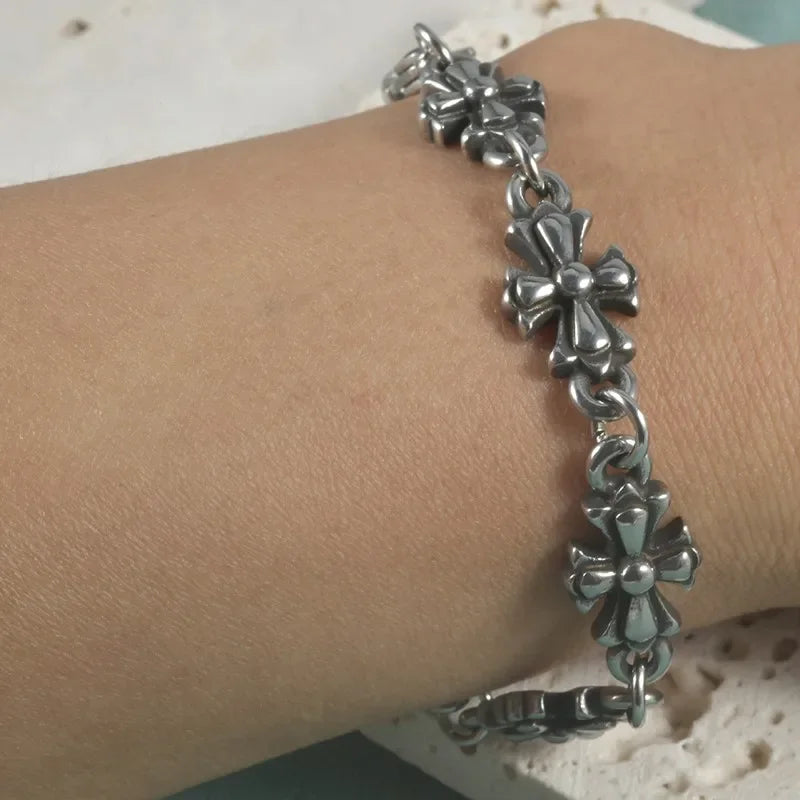 Fashion Punk Gothic Jewelry Retro Cross Link Chain Bracelet Personalized Accessory For Men Women Halloween Party Present
