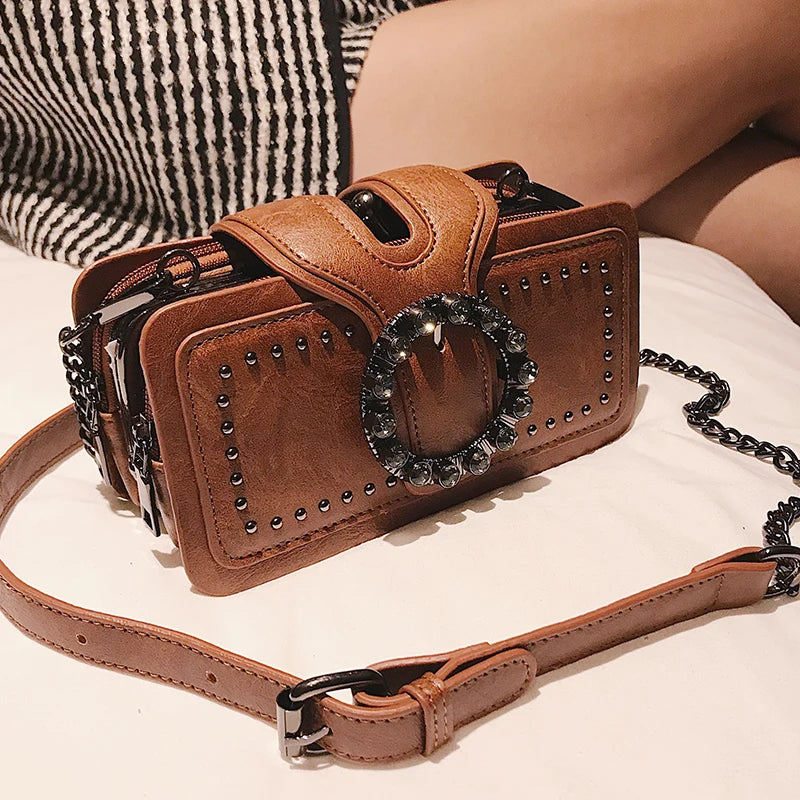Fashionable Chain Strap Small Square Bag Women's Bag Retro Style Crossbody Bag Versatile Casual Pure Color Lock Buckle Closure