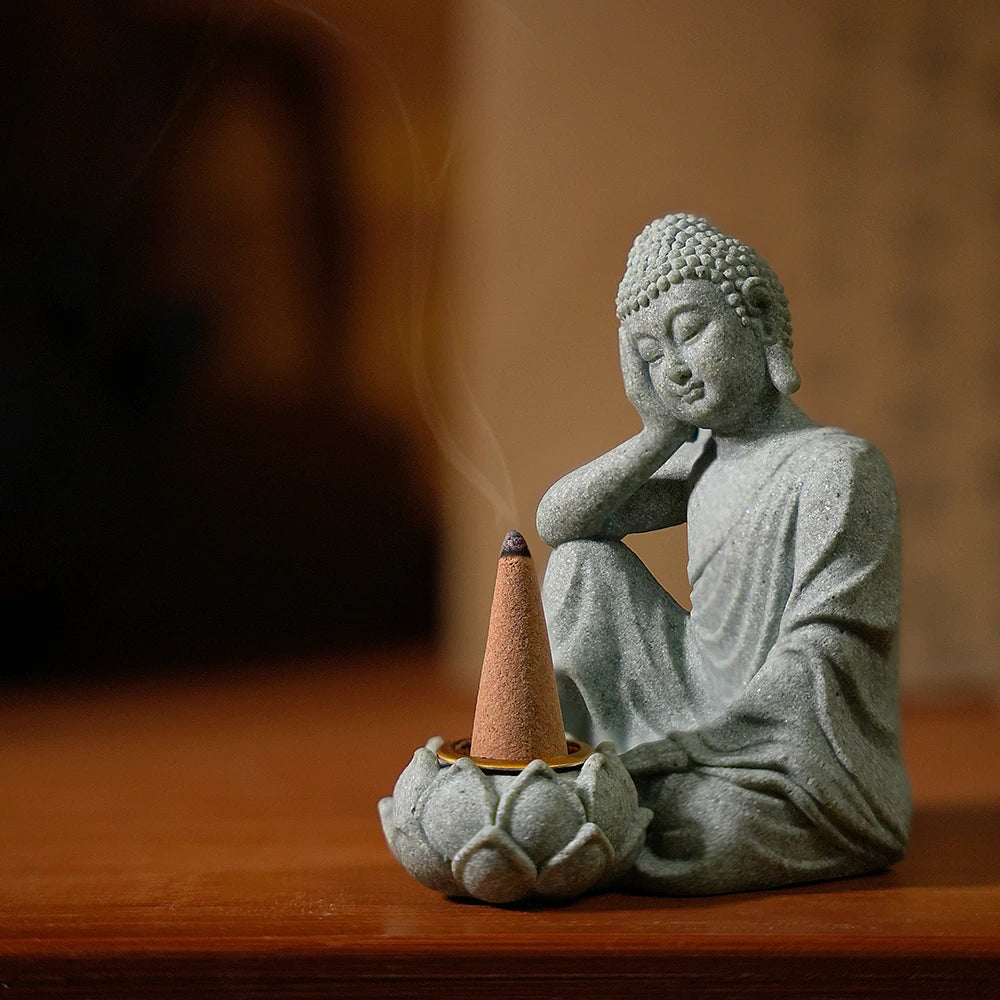 Household aromatherapy decorations new Chinese new ornaments living room Zen tea desktop crafts small sitting Buddha sculpture