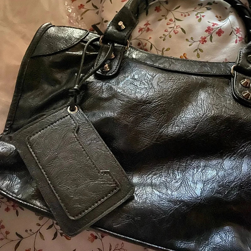 Fashionable Women's 2025 New Elegant Handbag Suitable for Commuting to Work