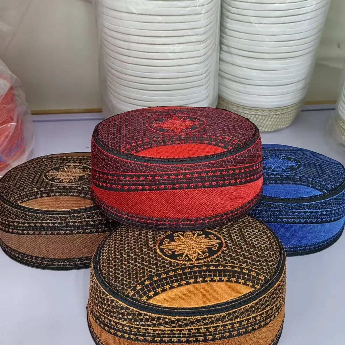 Flat Muslim Hats for Men Embroidered Eid Prayer Hat Ethnic Cultural Islamic Holiday Gift Bonnet Dubai Saudi Caps Turban