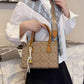 New 2025 Fashion Versatile Women's Bag with Large Capacity and High Quality, Retro Vintage Flower Handheld Tote Bag