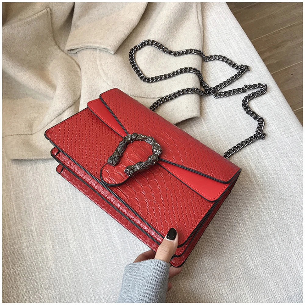 The 2025 new retro crocodile-patterned chain Dionysus bag is a high-end single-shoulder crossbody women's bag