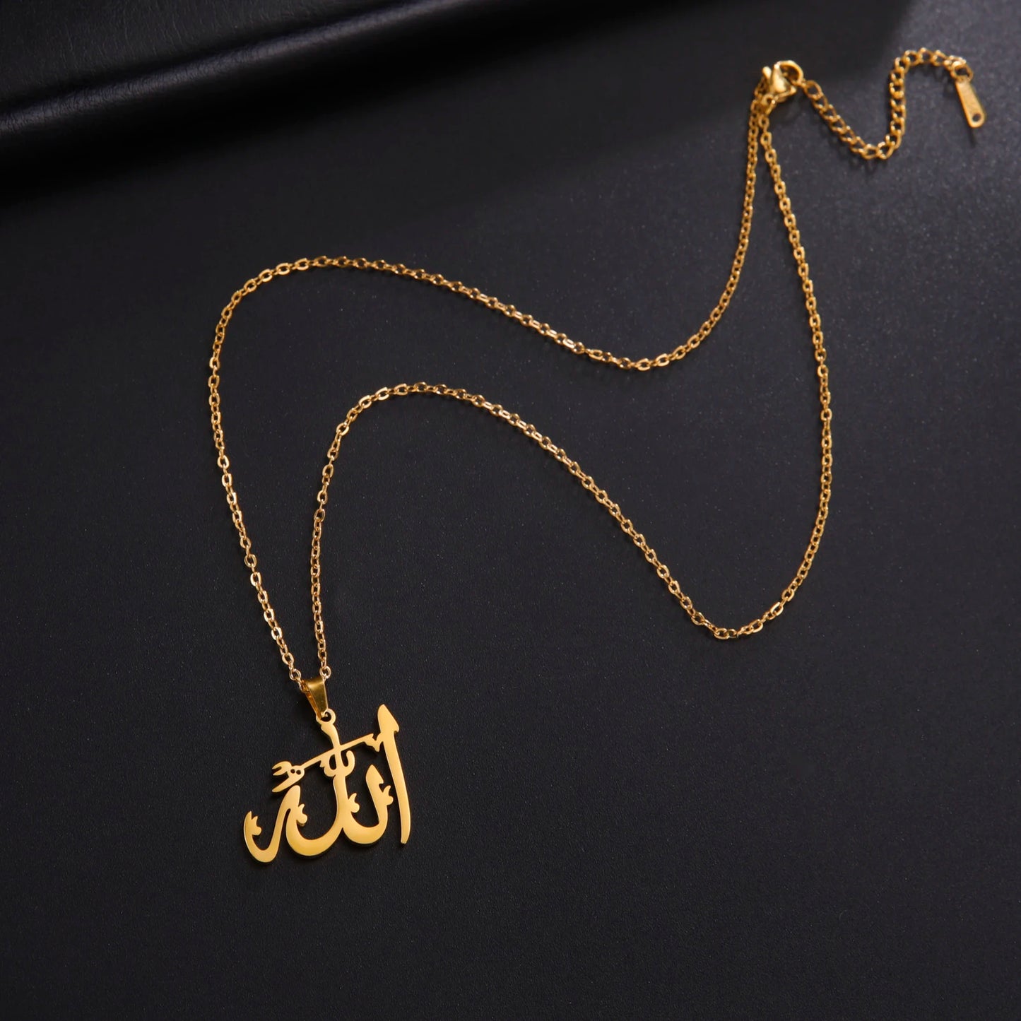 LIKGREAT Arabic Islam Necklace God Allah Pendant Nackchain for Women Men Muslim  Protection Amulet Jewelry Gift