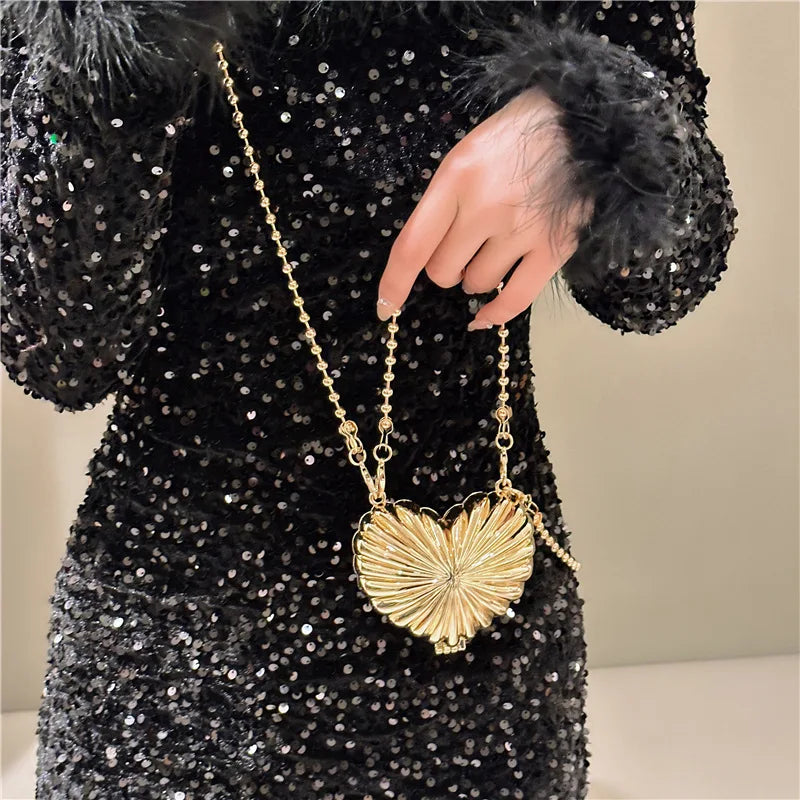 Golden Silver Evening Bag Handbag Luxury Designer Shoulder Crossbody Bags Party Wedding Clutch Mini Heart Pattern Shell Purse