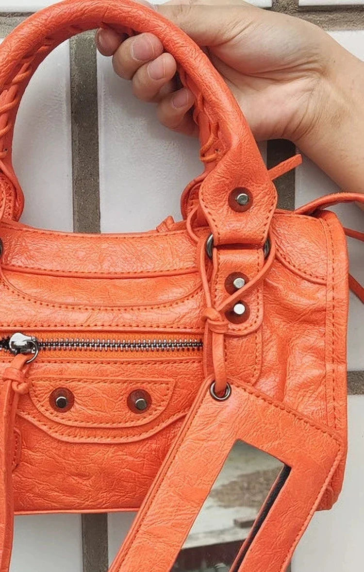 Fashionable Women's 2025 New Elegant Handbag Suitable for Commuting to Work
