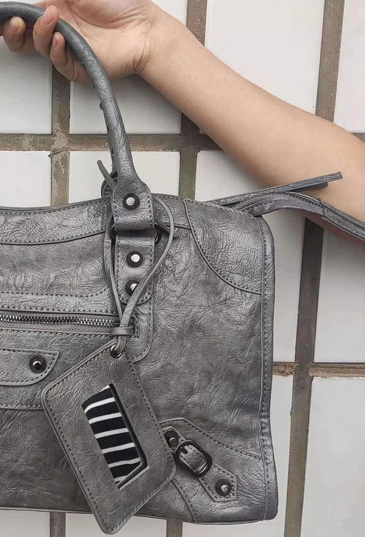 Fashionable Women's 2025 New Elegant Handbag Suitable for Commuting to Work
