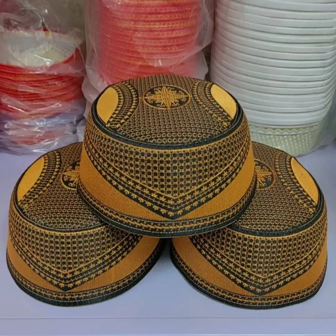 Flat Muslim Hats for Men Embroidered Eid Prayer Hat Ethnic Cultural Islamic Holiday Gift Bonnet Dubai Saudi Caps Turban