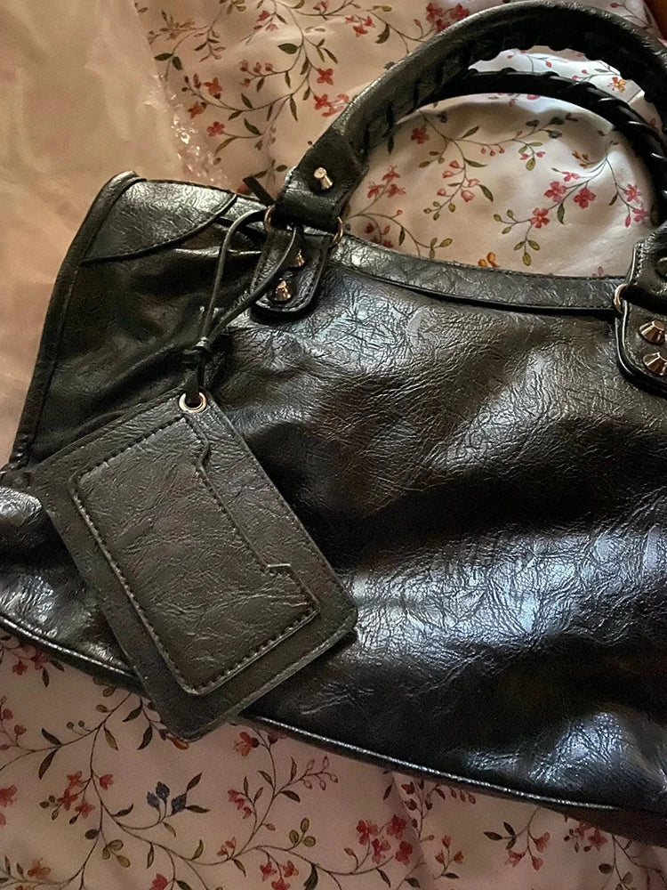 Fashionable Women's 2025 New Elegant Handbag Suitable for Commuting to Work