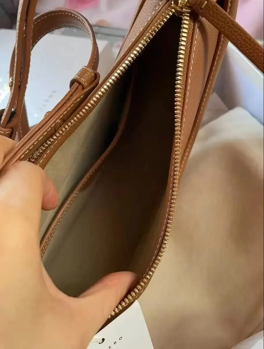 2025 Fashion Women's Bag High quality niche design Saddle bag Single shoulder crossbody bag Underarm bag