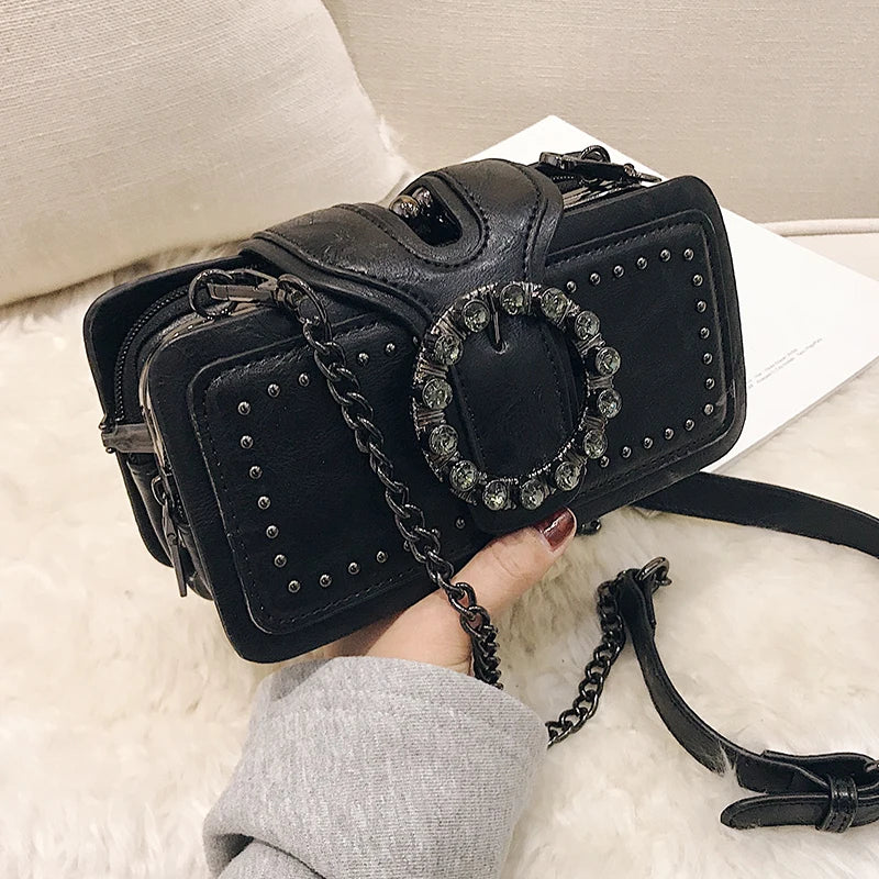 Fashionable Chain Strap Small Square Bag Women's Bag Retro Style Crossbody Bag Versatile Casual Pure Color Lock Buckle Closure