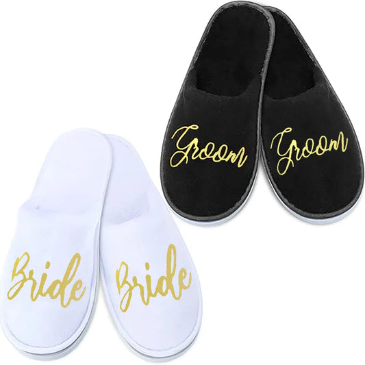 2 Pairs Groom Bride Disposable Slippers for Hotel Wedding Supplies Bridal Shower Gifts Honeymoon Accessories Bachelorette Party